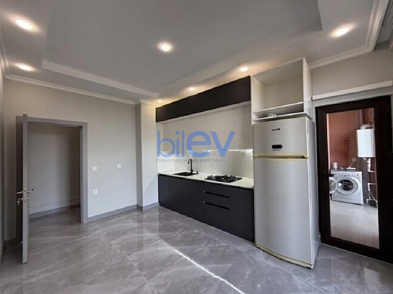 Aylıq Kirayə 2 otaqlı Yeni Tikili bina evi  82m², Bakı