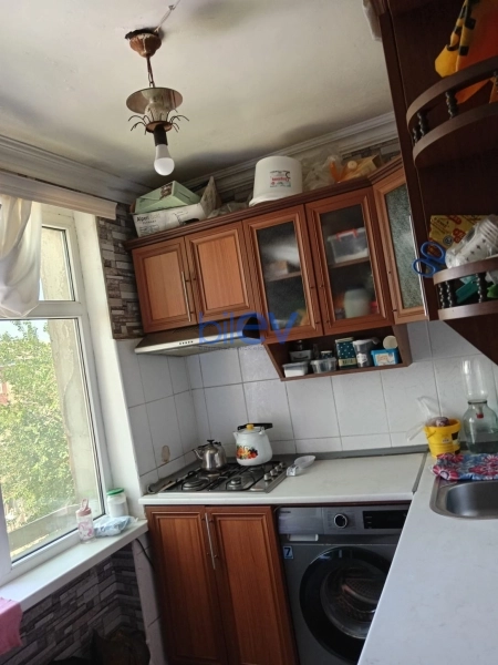 Satış 2 otaqlı Köhnə Tikili bina evi  51m², Bakı