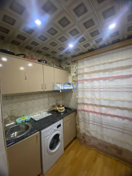 Aylıq Kirayə 3 otaqlı Köhnə Tikili bina evi  55m², Bakı