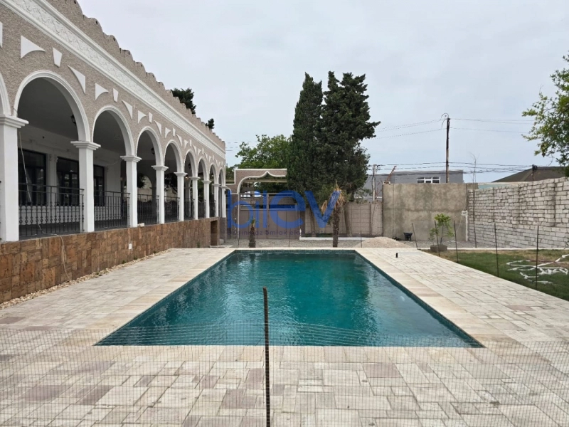 Günlük Kirayə 4 otaqlı Bağ evi  200m², Bakı