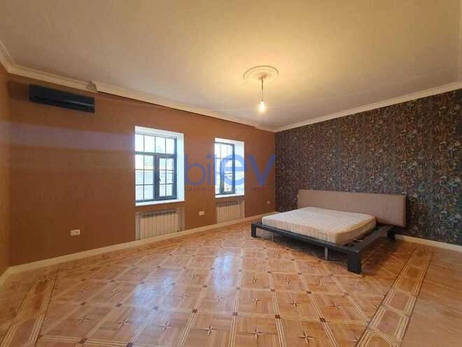 Günlük Kirayə 4 otaqlı Bağ evi  200m², Bakı