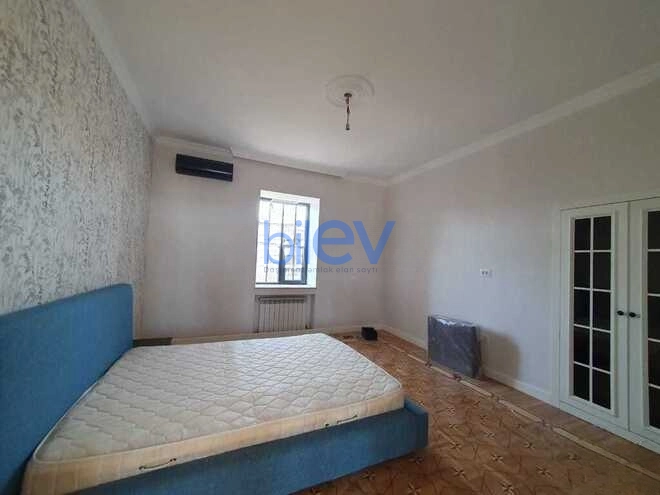 Günlük Kirayə 4 otaqlı Bağ evi  200m², Bakı