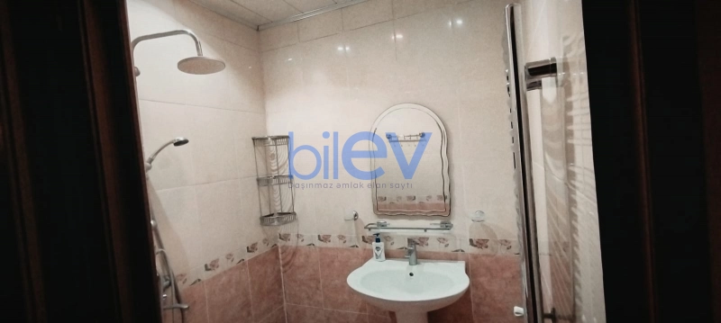 Aylıq Kirayə 3 otaqlı Köhnə Tikili bina evi  60m², Bakı