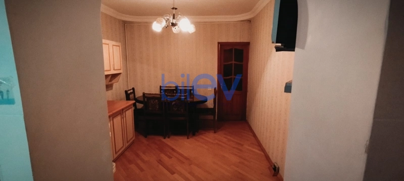 Aylıq Kirayə 3 otaqlı Köhnə Tikili bina evi  60m², Bakı