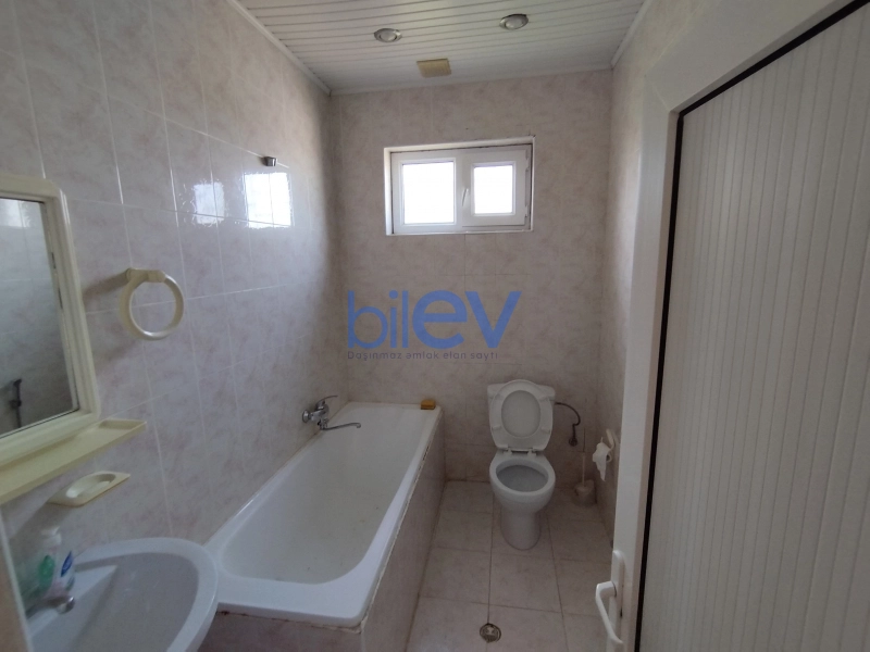 Günlük Kirayə 4 otaqlı Bağ evi  200m², Bakı