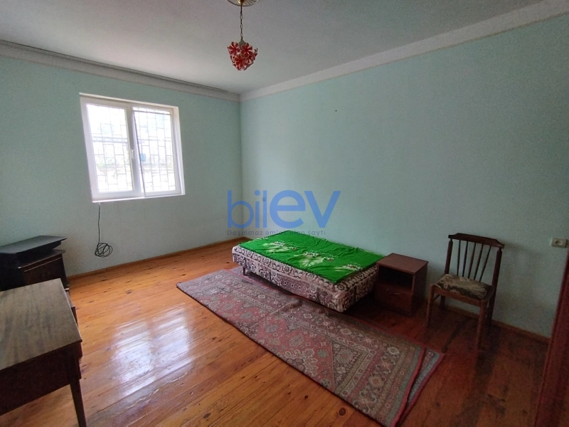 Günlük Kirayə 4 otaqlı Bağ evi  200m², Bakı