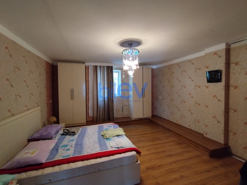 Günlük Kirayə 4 otaqlı Bağ evi  200m², Bakı