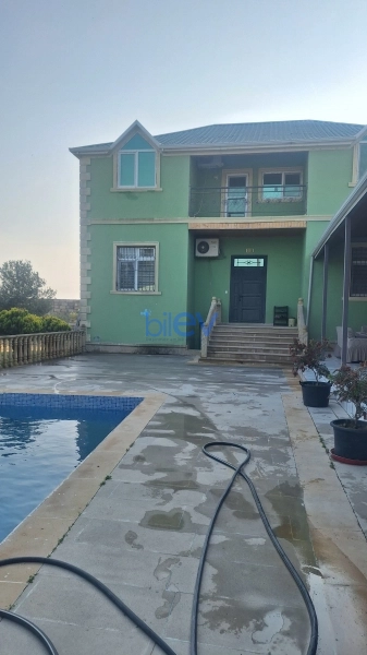 Günlük Kirayə 5 otaqlı Bağ evi  250m², Bakı