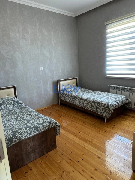 Günlük Kirayə 5 otaqlı Bağ evi  250m², Bakı