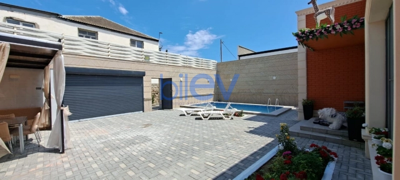 Günlük Kirayə 4 otaqlı Bağ evi  130m², Bakı