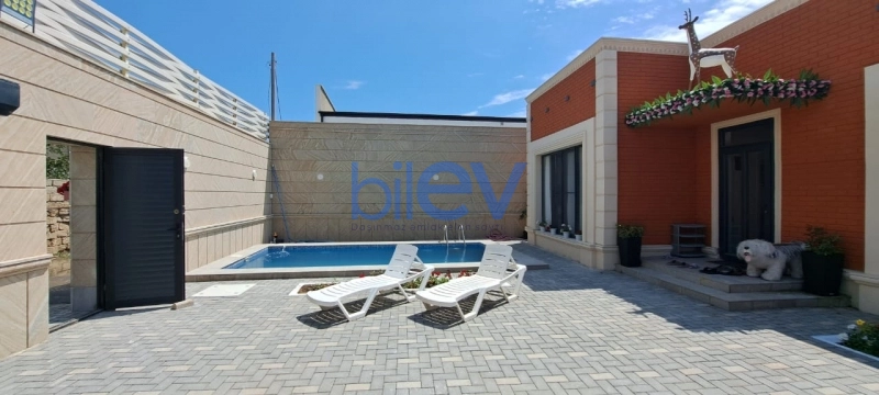 Günlük Kirayə 4 otaqlı Bağ evi  130m², Bakı