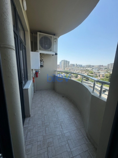 Aylıq Kirayə 3 otaqlı Yeni Tikili bina evi  130m², Bakı