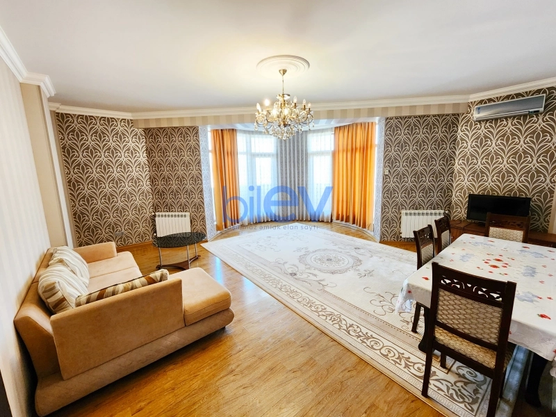 Aylıq Kirayə 3 otaqlı Yeni Tikili bina evi  160m², Bakı