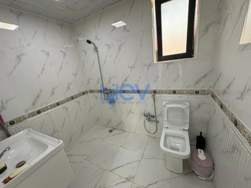 Günlük Kirayə 4 otaqlı Bağ evi  150m², Bakı