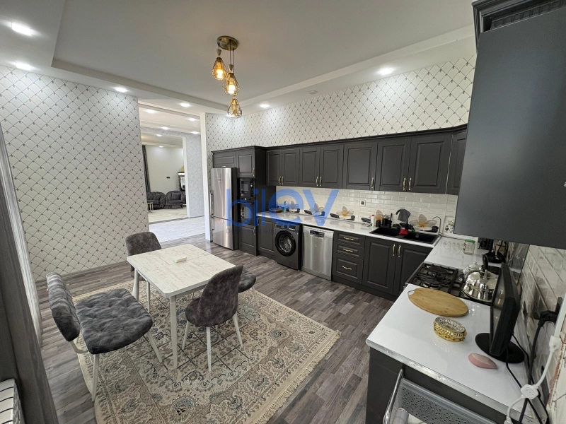 Günlük Kirayə 4 otaqlı Bağ evi  150m², Bakı
