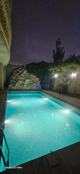 Günlük Kirayə 6 otaqlı Bağ evi  450m², Bakı