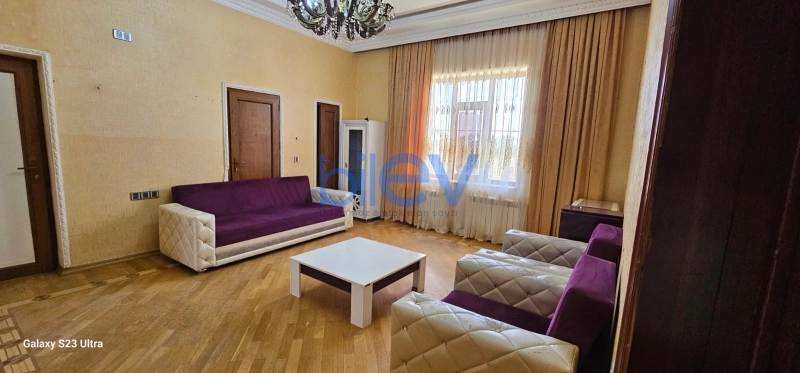 Günlük Kirayə 6 otaqlı Bağ evi  450m², Bakı