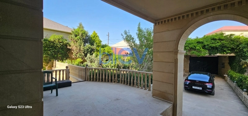 Günlük Kirayə 6 otaqlı Bağ evi  450m², Bakı