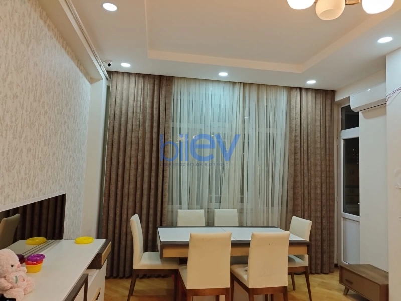 Satış 2 otaqlı Yeni Tikili bina evi  65m², Bakı
