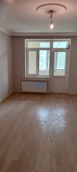 Satış 3 otaqlı Köhnə Tikili bina evi  63m², Bakı