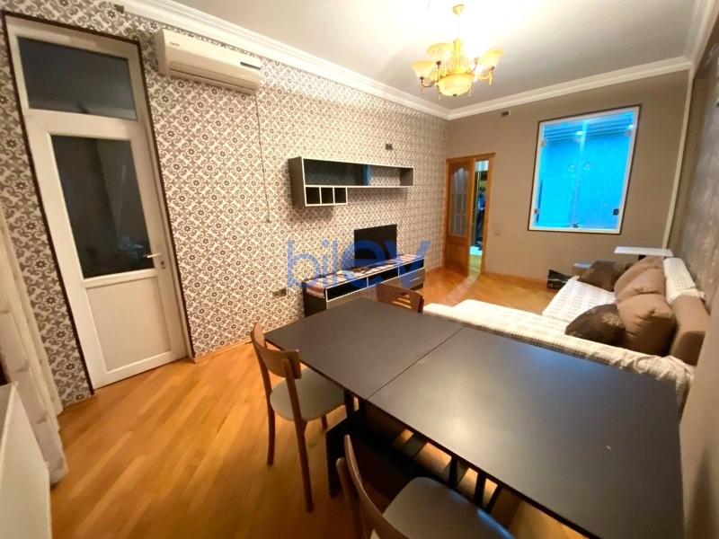 Aylıq Kirayə 2 otaqlı Yeni Tikili bina evi  70m², Bakı