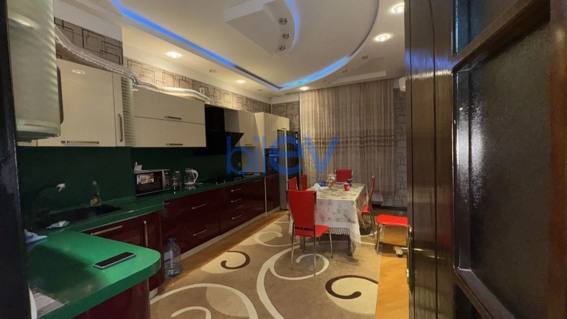 Aylıq Kirayə 2 otaqlı Yeni Tikili bina evi  70m², Bakı