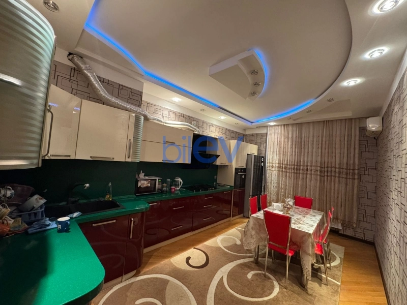Aylıq Kirayə 2 otaqlı Yeni Tikili bina evi  70m², Bakı