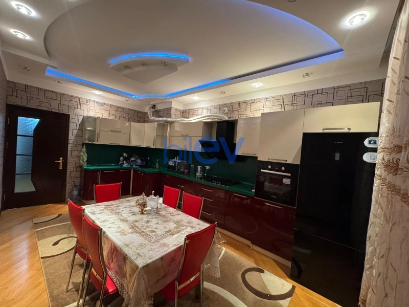 Aylıq Kirayə 2 otaqlı Yeni Tikili bina evi  70m², Bakı