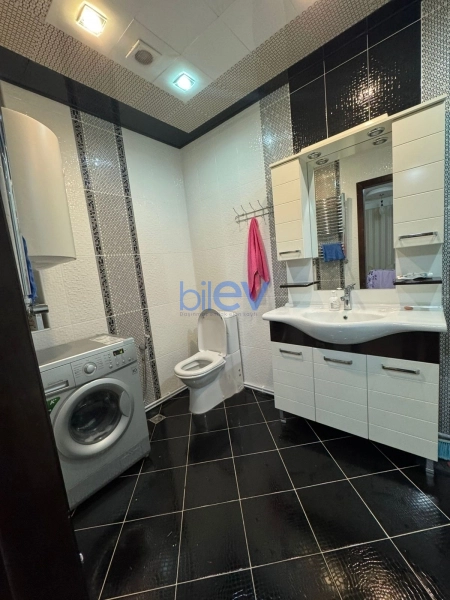 Aylıq Kirayə 2 otaqlı Yeni Tikili bina evi  70m², Bakı