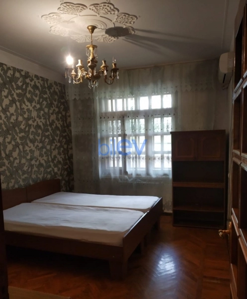 Aylıq Kirayə 3 otaqlı Köhnə Tikili bina evi  80m², Bakı