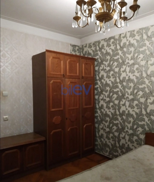 Aylıq Kirayə 3 otaqlı Köhnə Tikili bina evi  80m², Bakı