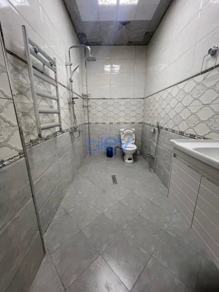 Aylıq Kirayə 3 otaqlı Yeni Tikili bina evi  148m², Bakı