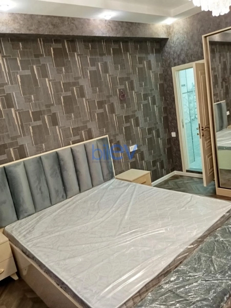 Aylıq Kirayə 3 otaqlı Yeni Tikili bina evi  148m², Bakı