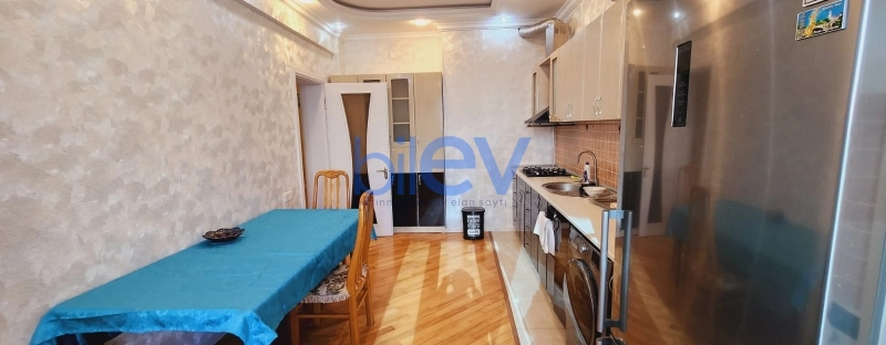 Aylıq Kirayə 2 otaqlı Yeni Tikili bina evi  78m², Bakı