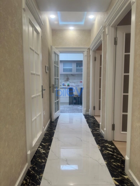 Aylıq Kirayə 2 otaqlı Yeni Tikili bina evi  78m², Bakı