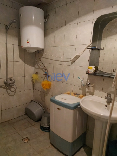 Satış 2 otaqlı Köhnə Tikili bina evi  40m², Bakı