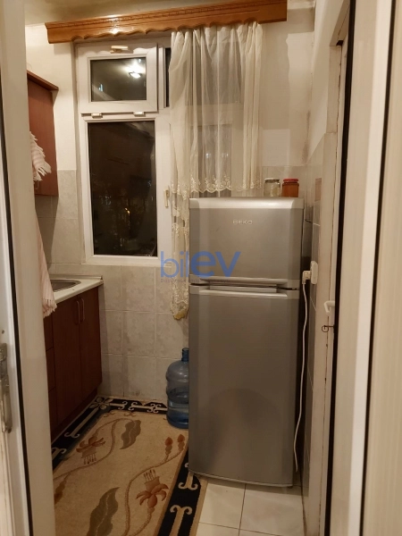 Satış 2 otaqlı Köhnə Tikili bina evi  40m², Bakı