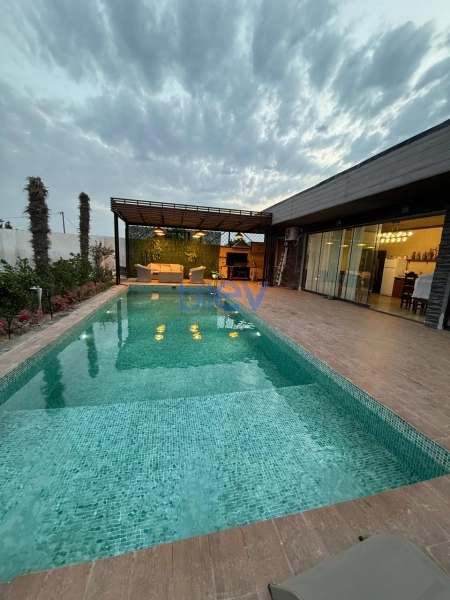 Günlük Kirayə 2 otaqlı Bağ evi  70m², Bakı