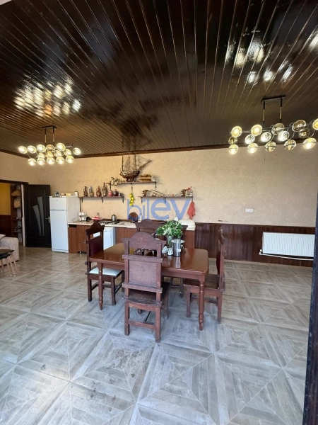 Günlük Kirayə 2 otaqlı Bağ evi  70m², Bakı