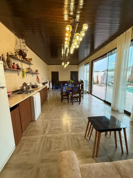 Günlük Kirayə 2 otaqlı Bağ evi  70m², Bakı