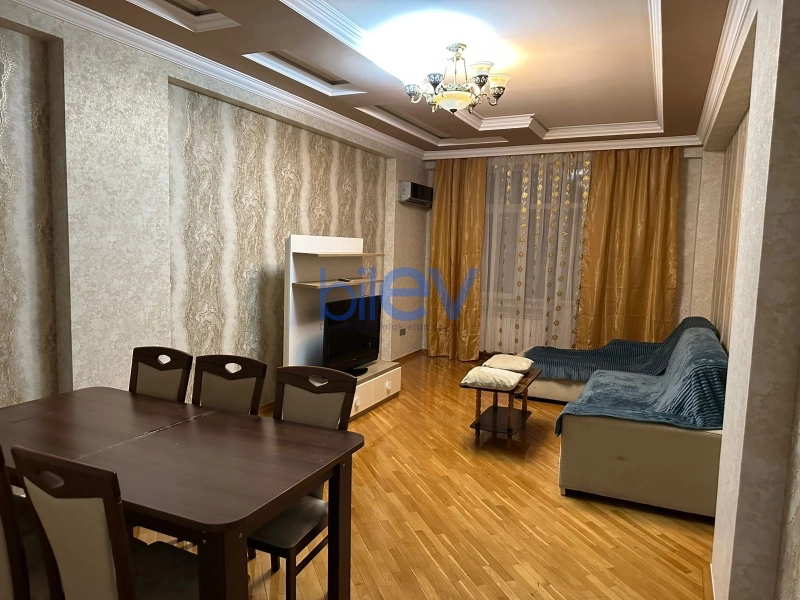 Aylıq Kirayə 3 otaqlı Yeni Tikili bina evi  123m², Bakı