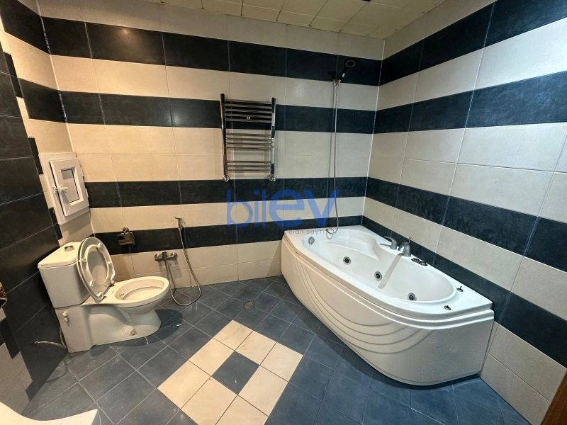 Aylıq Kirayə 3 otaqlı Yeni Tikili bina evi  123m², Bakı