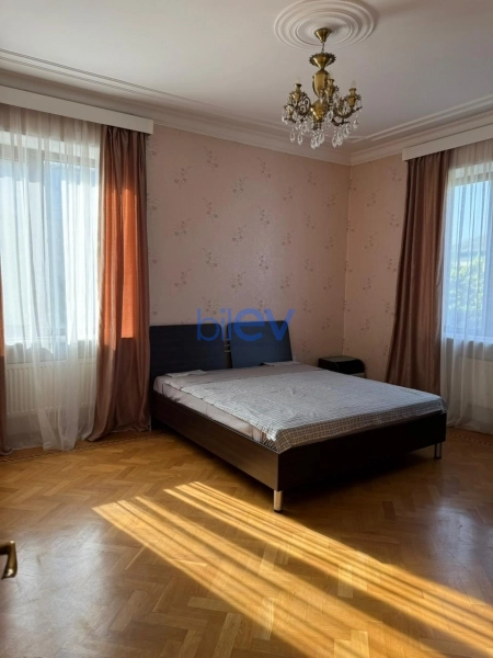 Günlük Kirayə 5 otaqlı Bağ evi  500m², Bakı