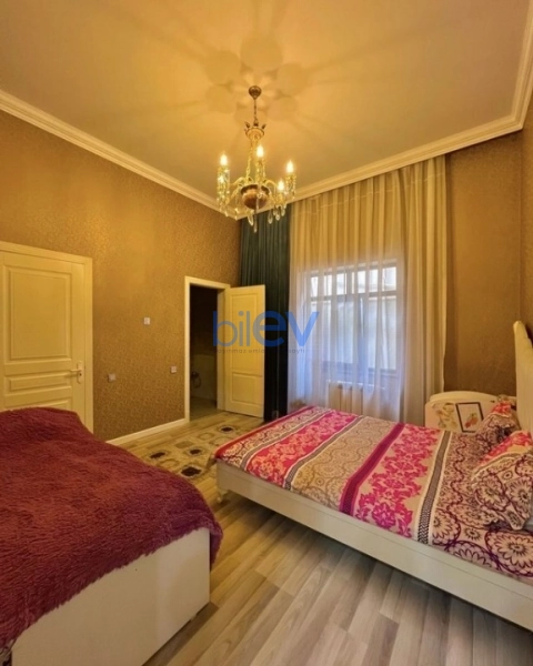 Günlük Kirayə 4 otaqlı Bağ evi  200m², Bakı