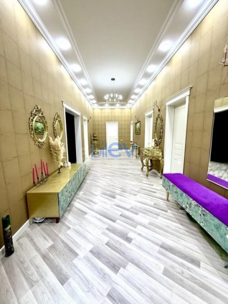 Günlük Kirayə 4 otaqlı Bağ evi  200m², Bakı