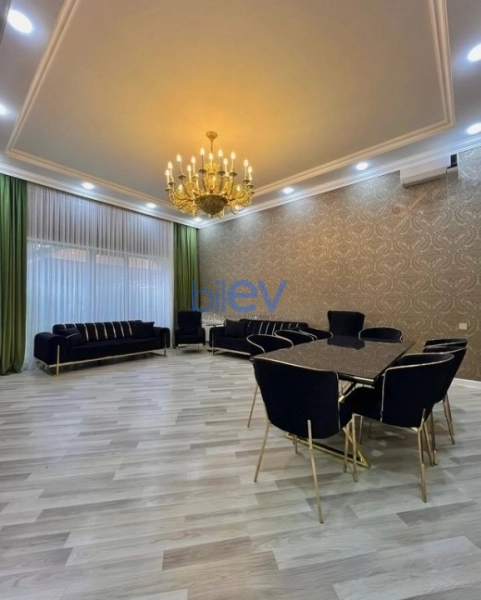 Günlük Kirayə 4 otaqlı Bağ evi  200m², Bakı