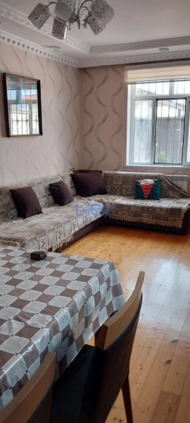 Günlük Kirayə 3 otaqlı Bağ evi  80m², Bakı