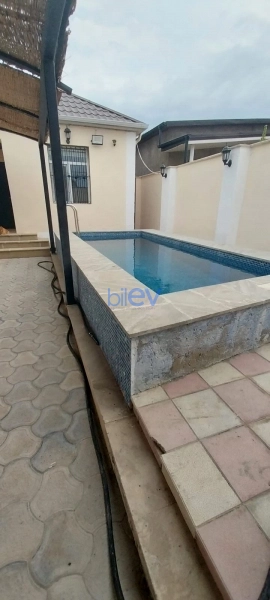 Günlük Kirayə 3 otaqlı Bağ evi  80m², Bakı