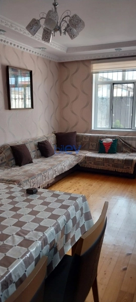 Günlük Kirayə 3 otaqlı Bağ evi  80m², Bakı
