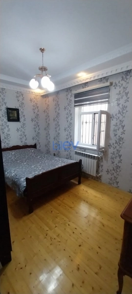 Günlük Kirayə 3 otaqlı Bağ evi  80m², Bakı